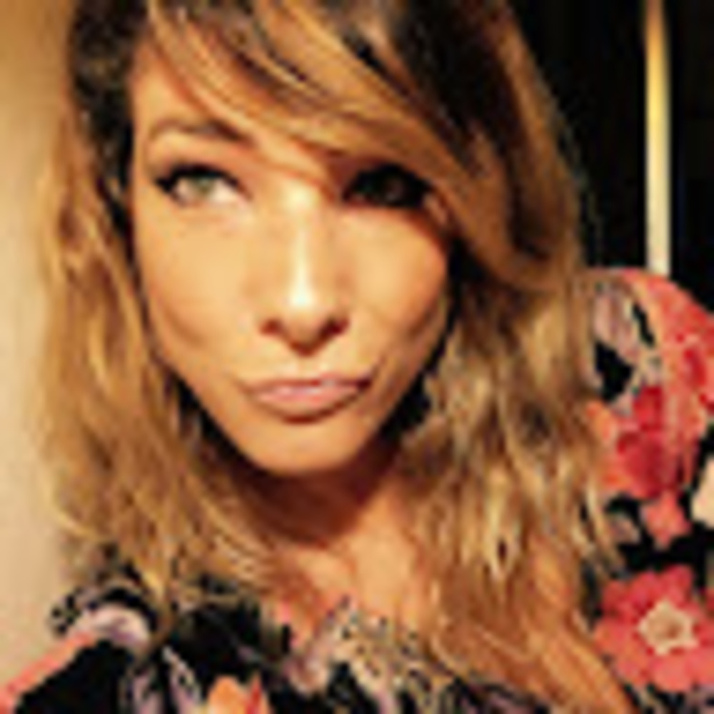 Meet your Posher, April